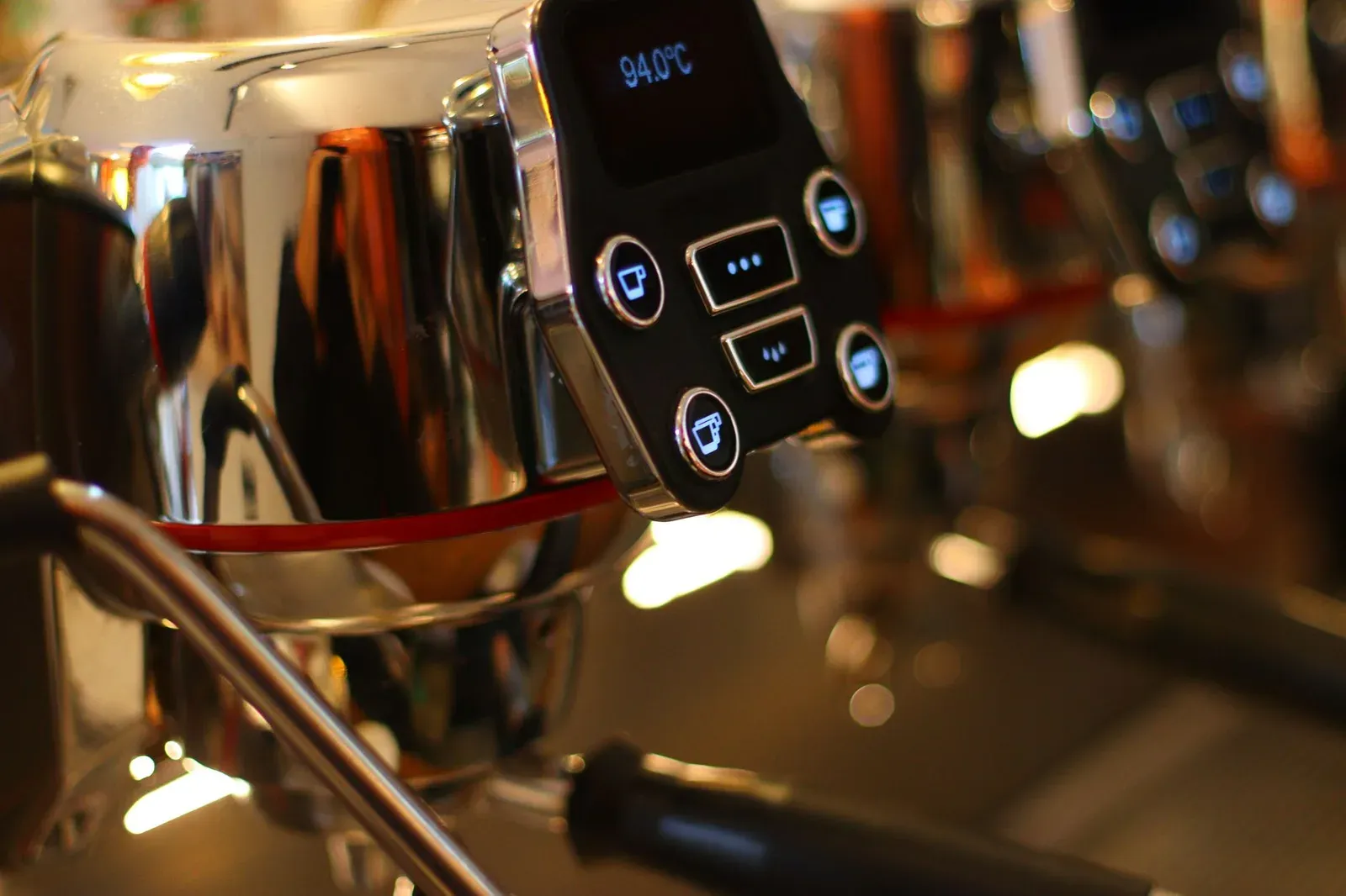 L'écran d'une machine espresso affichant sa température d'extraction